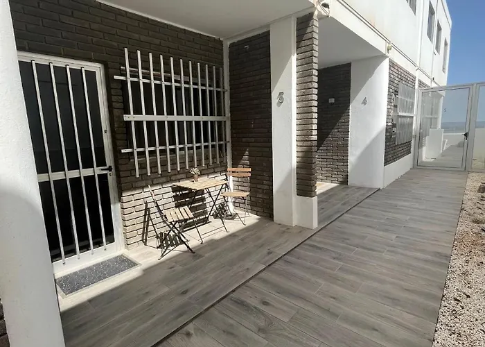 La Garita Bay Apartments